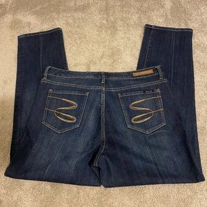 Seven7 women’s jeans. Size 16